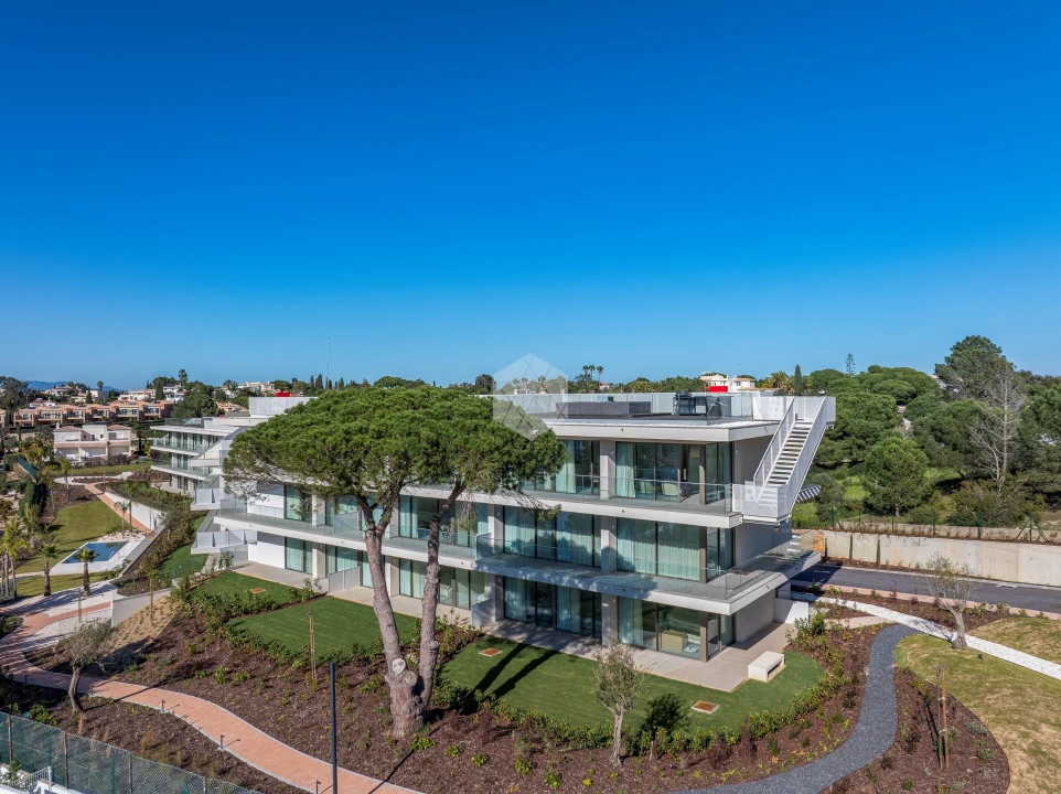 Apartamento T4 para Venda em Lagoa e Carvoeiro Foto 1