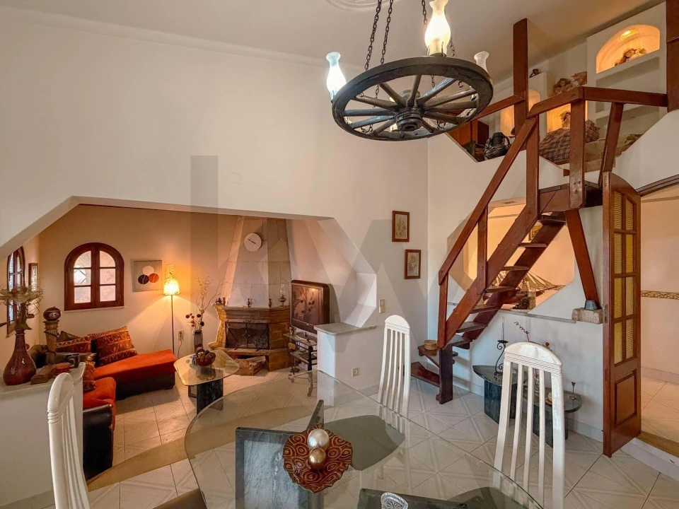 Moradia T3 para Venda em Quelfes Foto 5