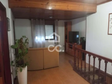 Moradia T4 para Venda em Perre