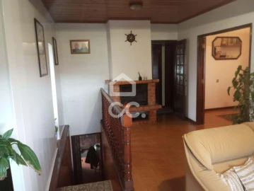 Moradia T4 para Venda em Perre