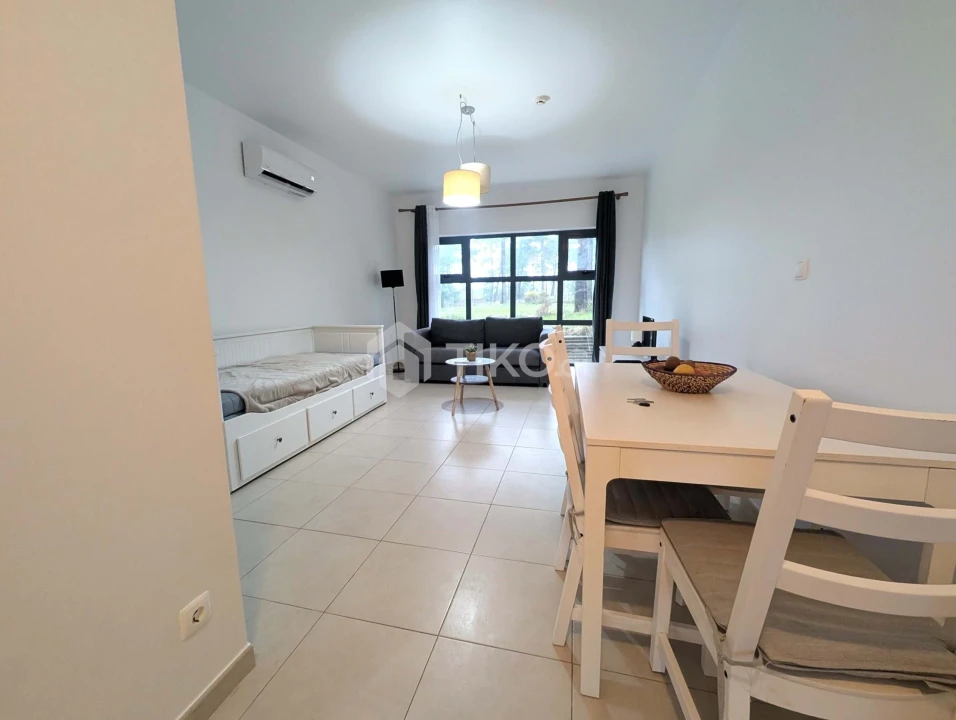Apartamento T1 para Arrendamento em Quinta do Anjo Foto 16