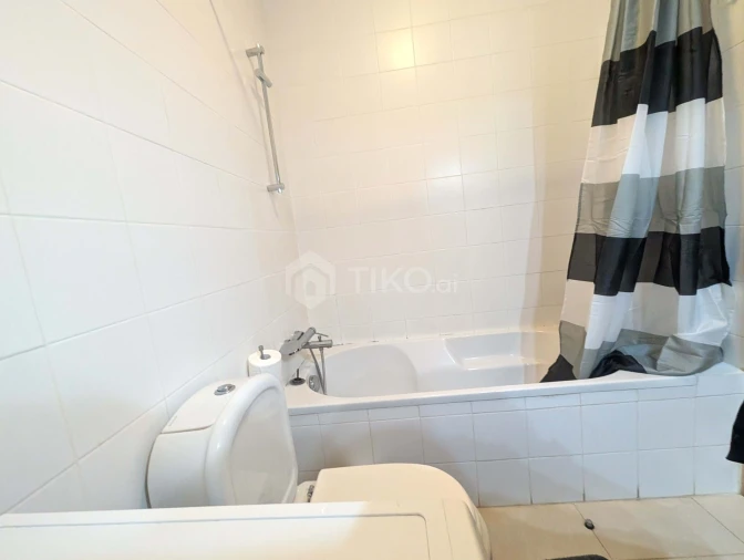 Apartamento T1 para Arrendamento em Quinta do Anjo Foto 10