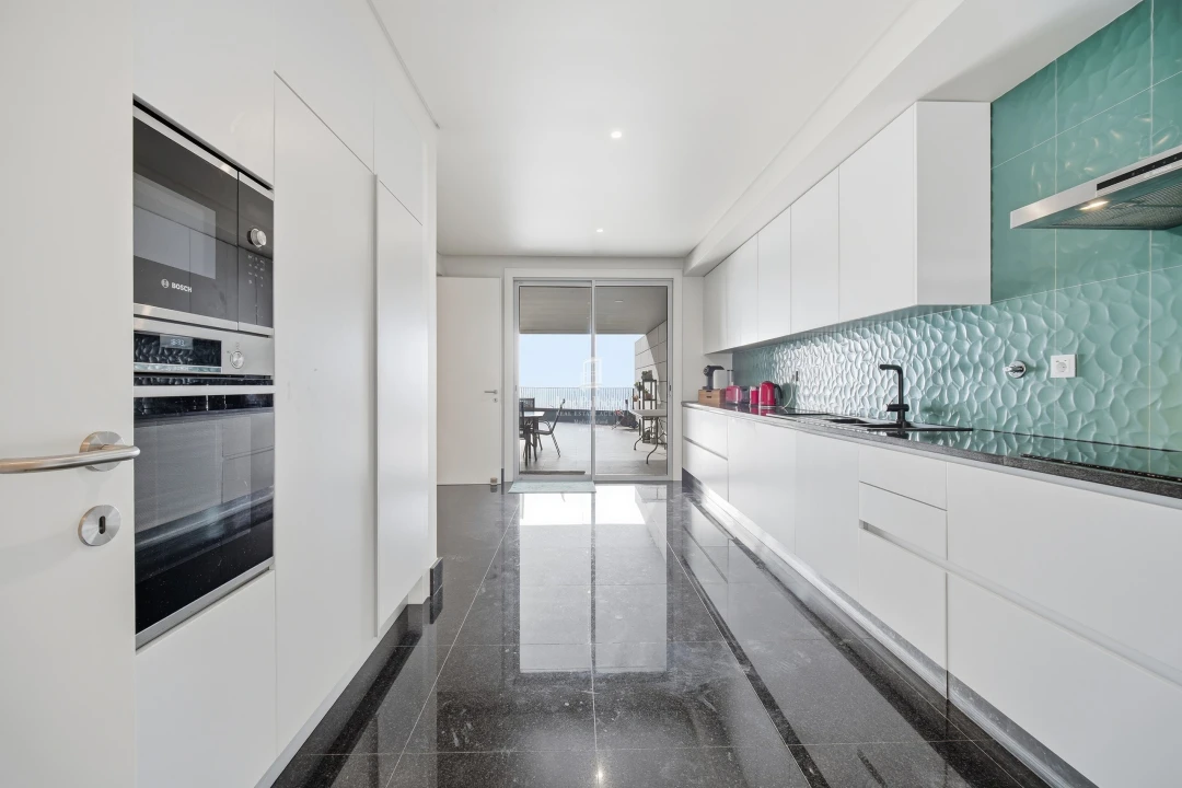 Apartamento T4 para Venda em São Martinho Foto 19