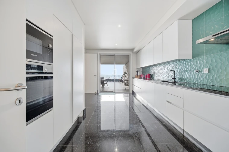 Apartamento T4 para Venda em São Martinho Foto 19