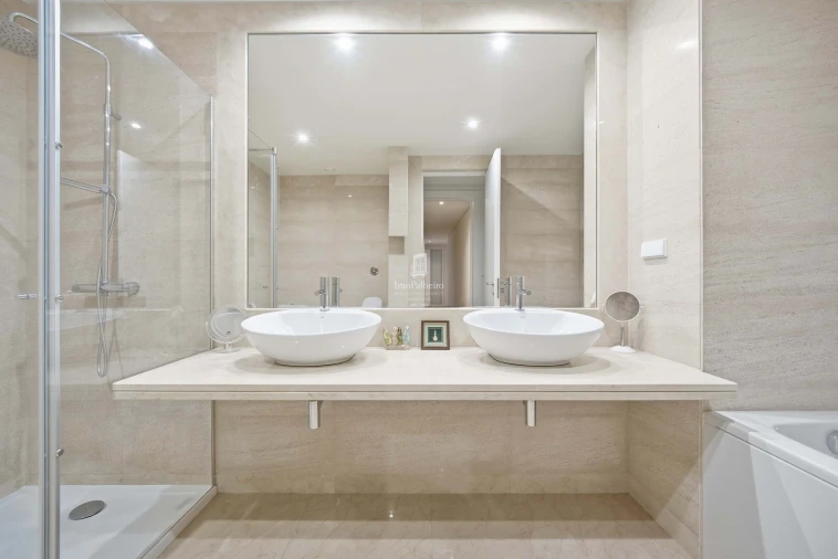 Apartamento T4 para Venda em São Martinho Foto 5