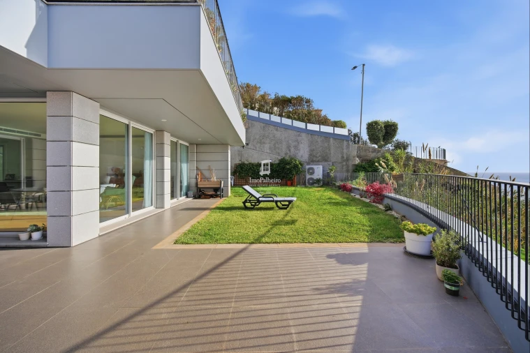 Apartamento T4 para Venda em São Martinho Foto 2