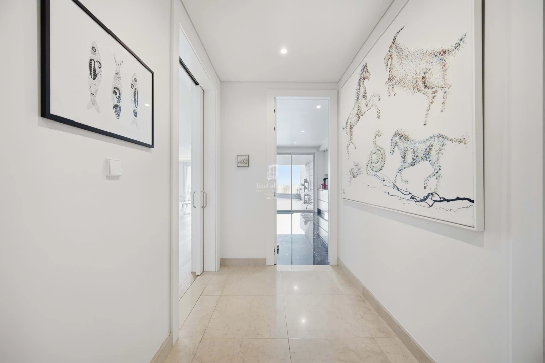 Apartamento T4 para Venda em São Martinho Foto 12