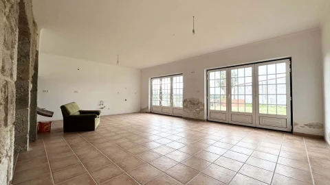 Quinta T10 para Venda em Barbeita