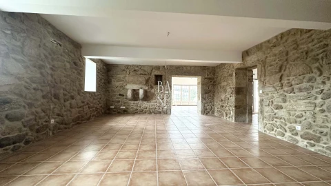 Quinta T10 para Venda em Barbeita