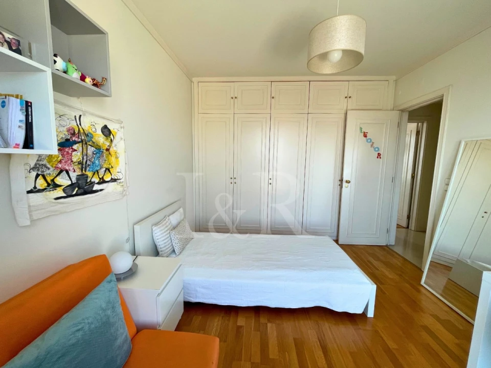 Apartamento T5 para Venda em Campolide Foto 19