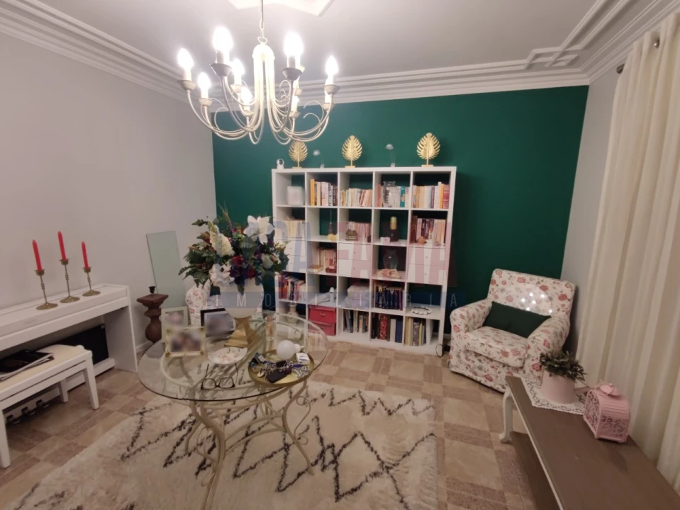 Moradia T4 para Venda em Lago Foto 9