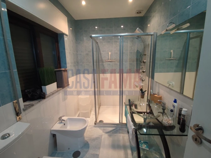 Moradia T4 para Venda em Lago Foto 21