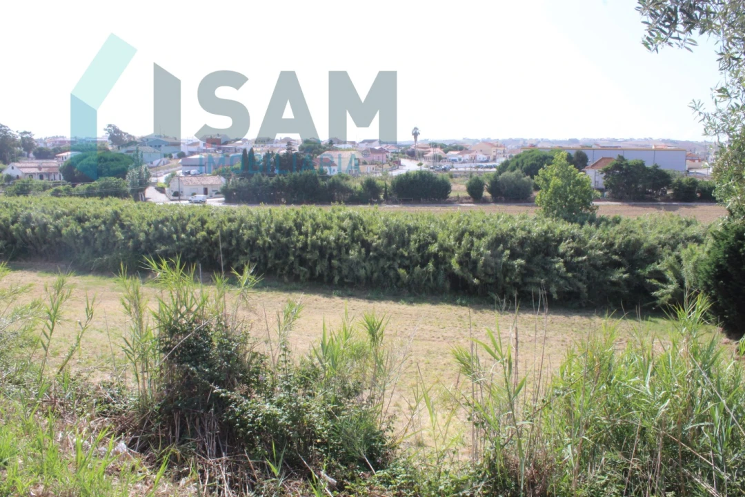 Terreno para Venda em A dos Cunhados e Maceira Foto 1