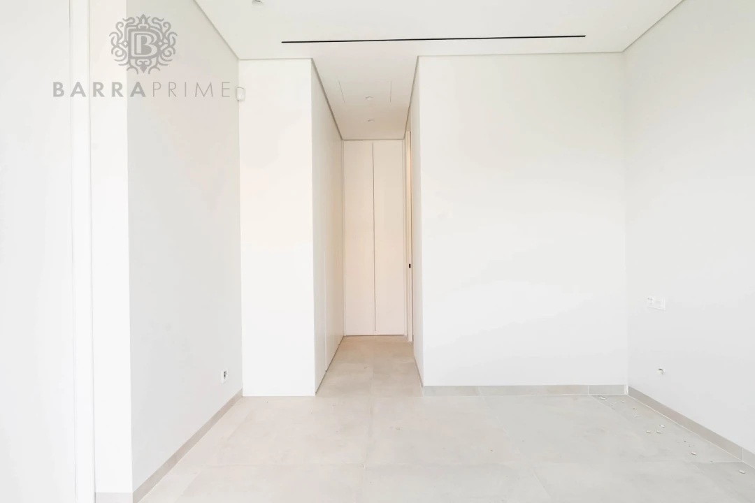 Moradia T4 para Venda em Quarteira Foto 15