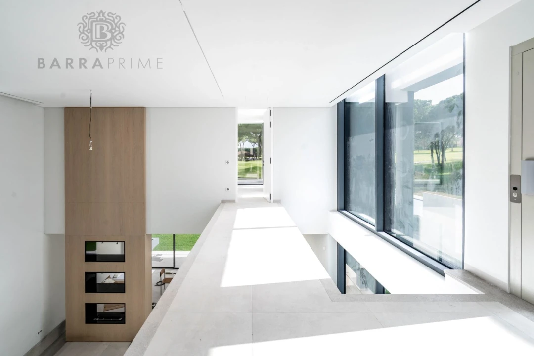 Moradia T4 para Venda em Quarteira Foto 18