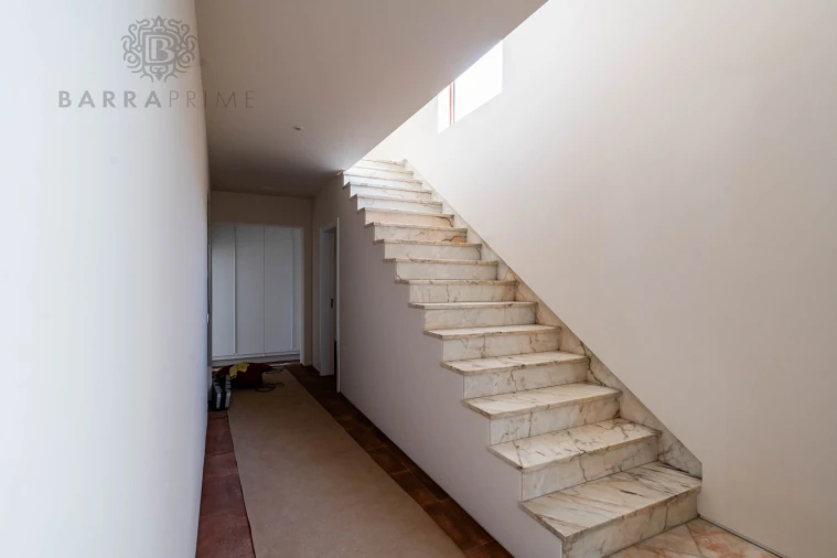 Moradia T4 para Venda em Quarteira Foto 36