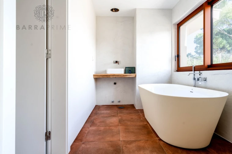 Moradia T4 para Venda em Quarteira Foto 38