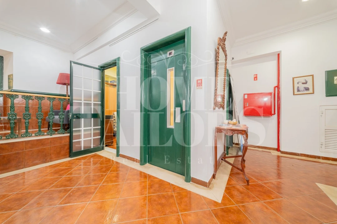 Prédio para Venda em Campo de Ourique Foto 8