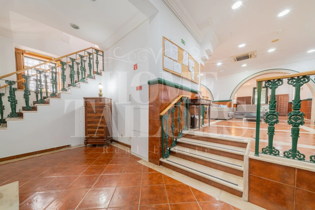 Prédio para Venda em Campo de Ourique Foto 4