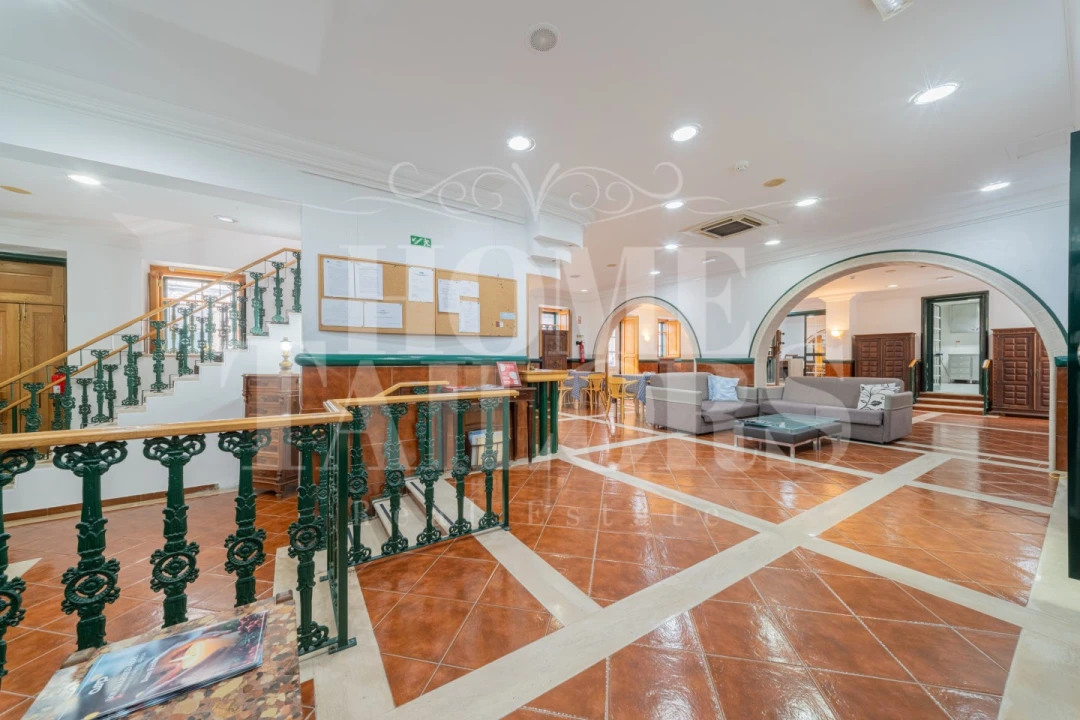 Prédio para Venda em Campo de Ourique Foto 3