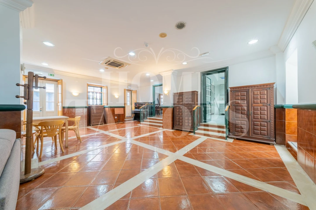 Prédio para Venda em Campo de Ourique Foto 24