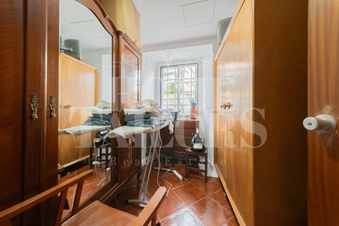 Prédio para Venda em Campo de Ourique Foto 45