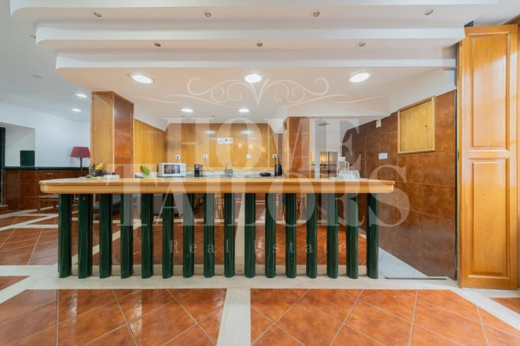 Prédio para Venda em Campo de Ourique Foto 32