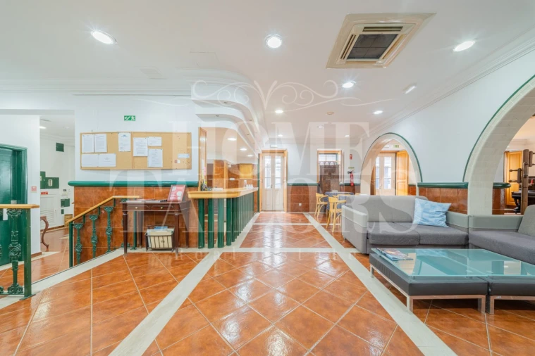 Prédio para Venda em Campo de Ourique Foto 23