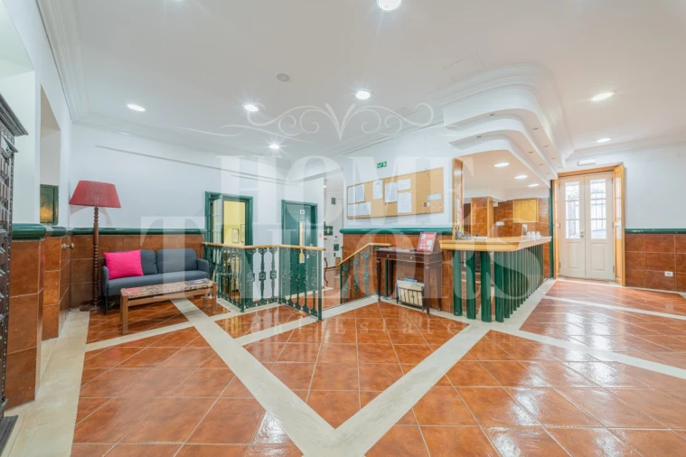 Prédio para Venda em Campo de Ourique Foto 30