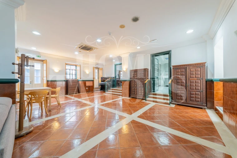 Prédio para Venda em Campo de Ourique Foto 24