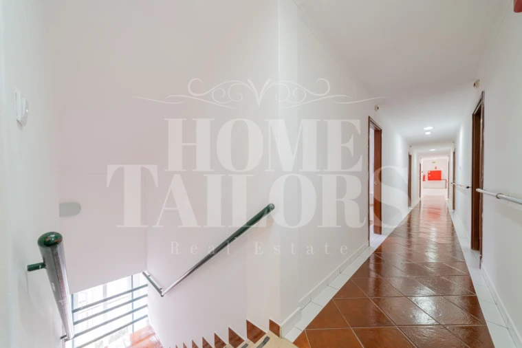 Prédio para Venda em Campo de Ourique Foto 44