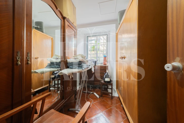 Prédio para Venda em Campo de Ourique Foto 45