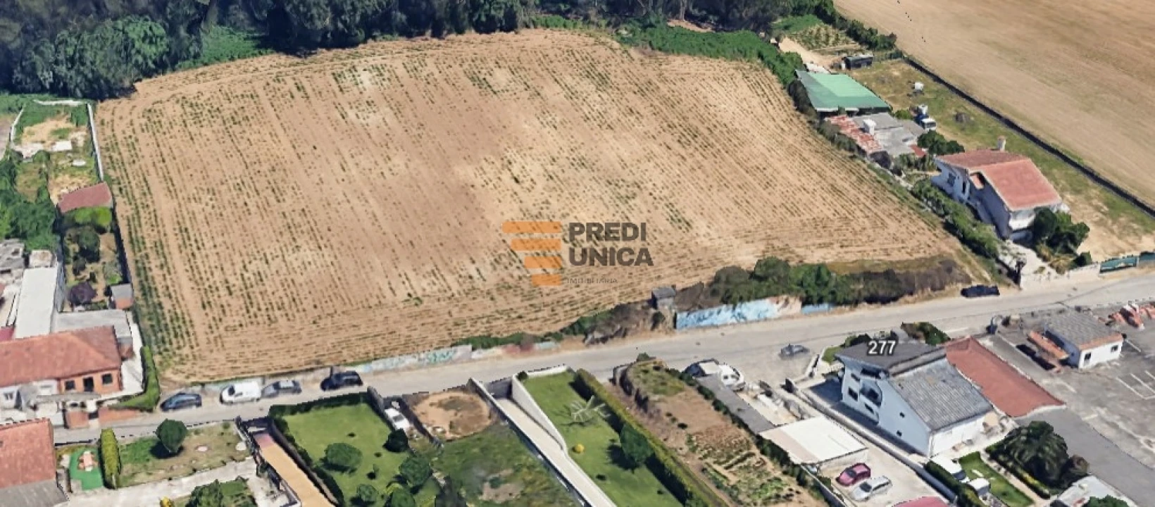 Terreno para Venda em Castêlo da Maia Foto 10