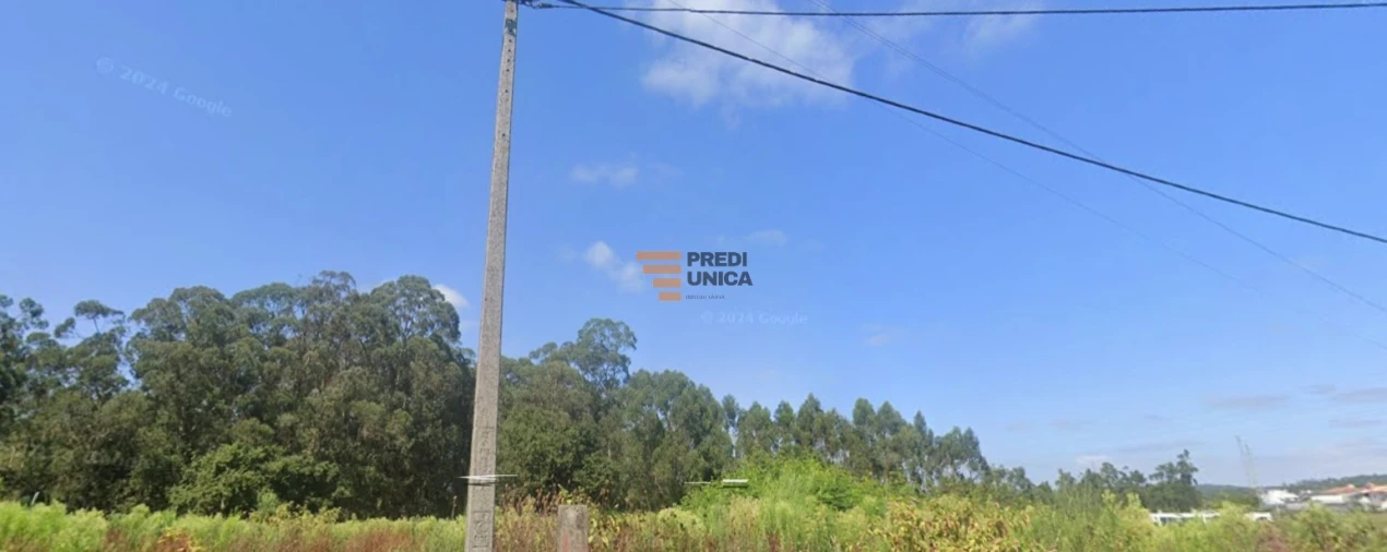 Terreno para Venda em Castêlo da Maia Foto 3
