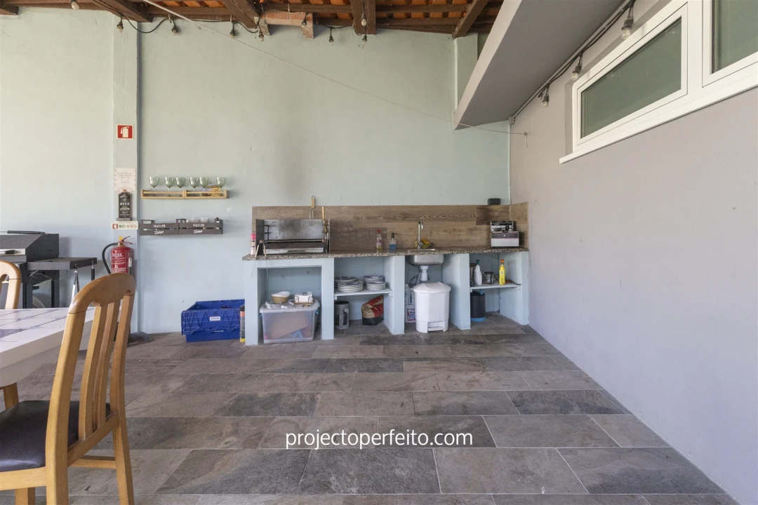 Moradia T5 para Venda em Esmoriz Foto 37