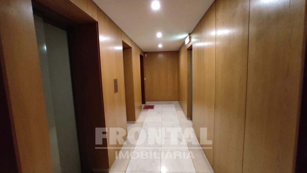 Apartamento T3 para Venda em Aldoar, Foz do Douro e Nevogilde Foto 29