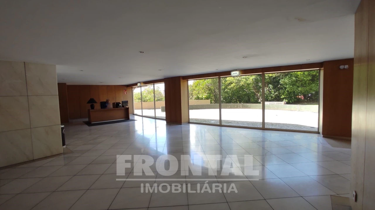 Apartamento T3 para Venda em Aldoar, Foz do Douro e Nevogilde Foto 31