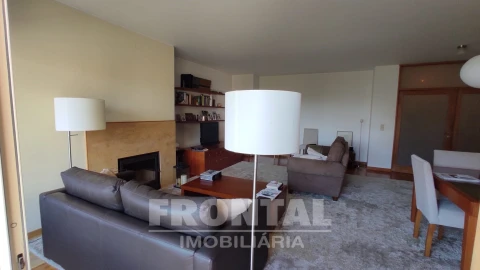 Apartamento T3 para Venda em Aldoar, Foz do Douro e Nevogilde