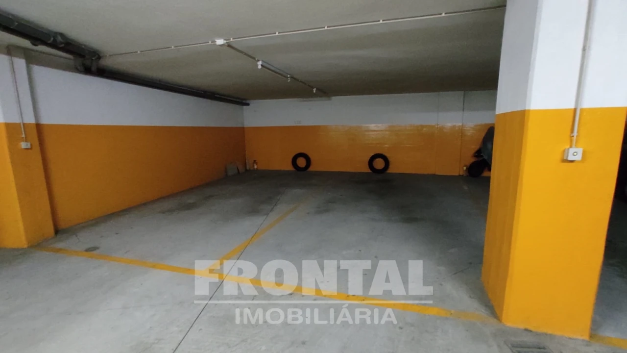 Apartamento T3 para Venda em Aldoar, Foz do Douro e Nevogilde Foto 33