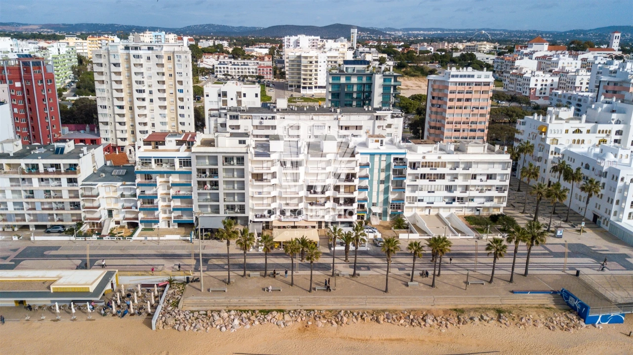 Apartamento T2 para Venda em Quarteira Foto 24