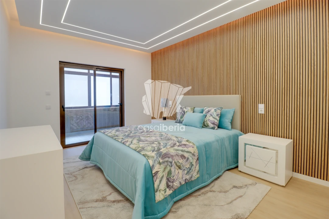Apartamento T2 para Venda em Quarteira Foto 9