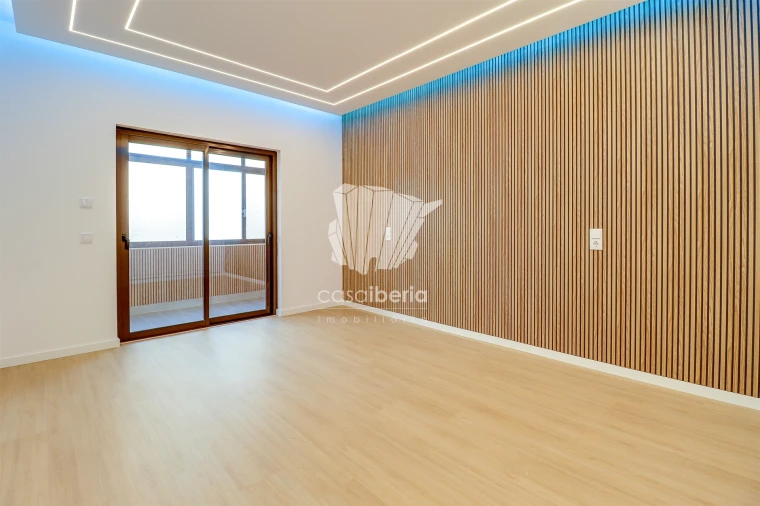 Apartamento T2 para Venda em Quarteira Foto 12
