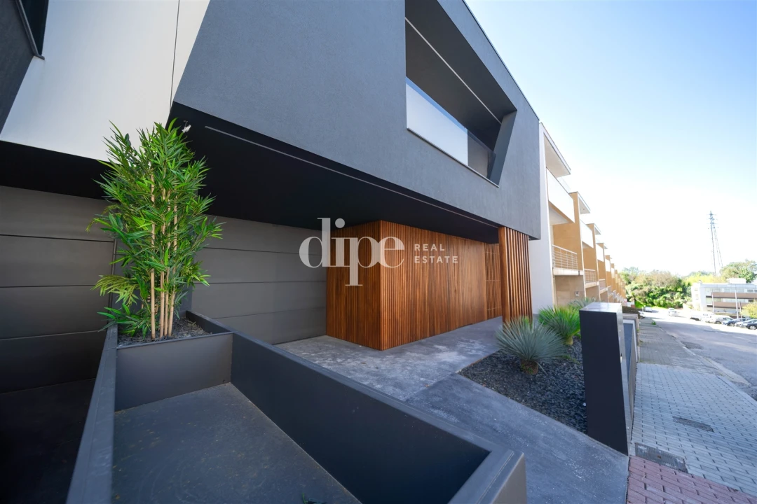 Moradia T3 para Venda em Azurem Foto 2