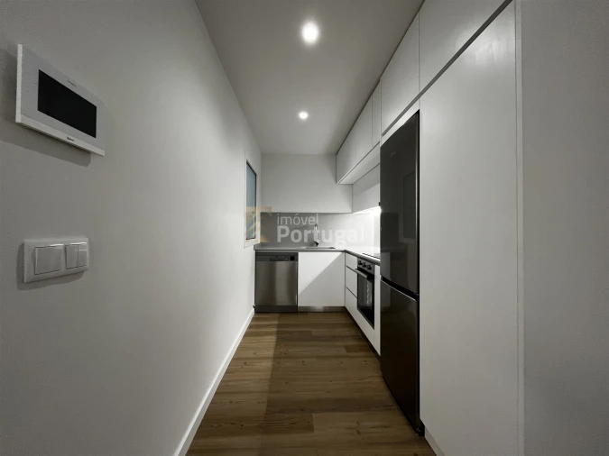 Apartamento T2 para Arrendamento em Braga (Maximinos, Sé e Cividade) Foto 6