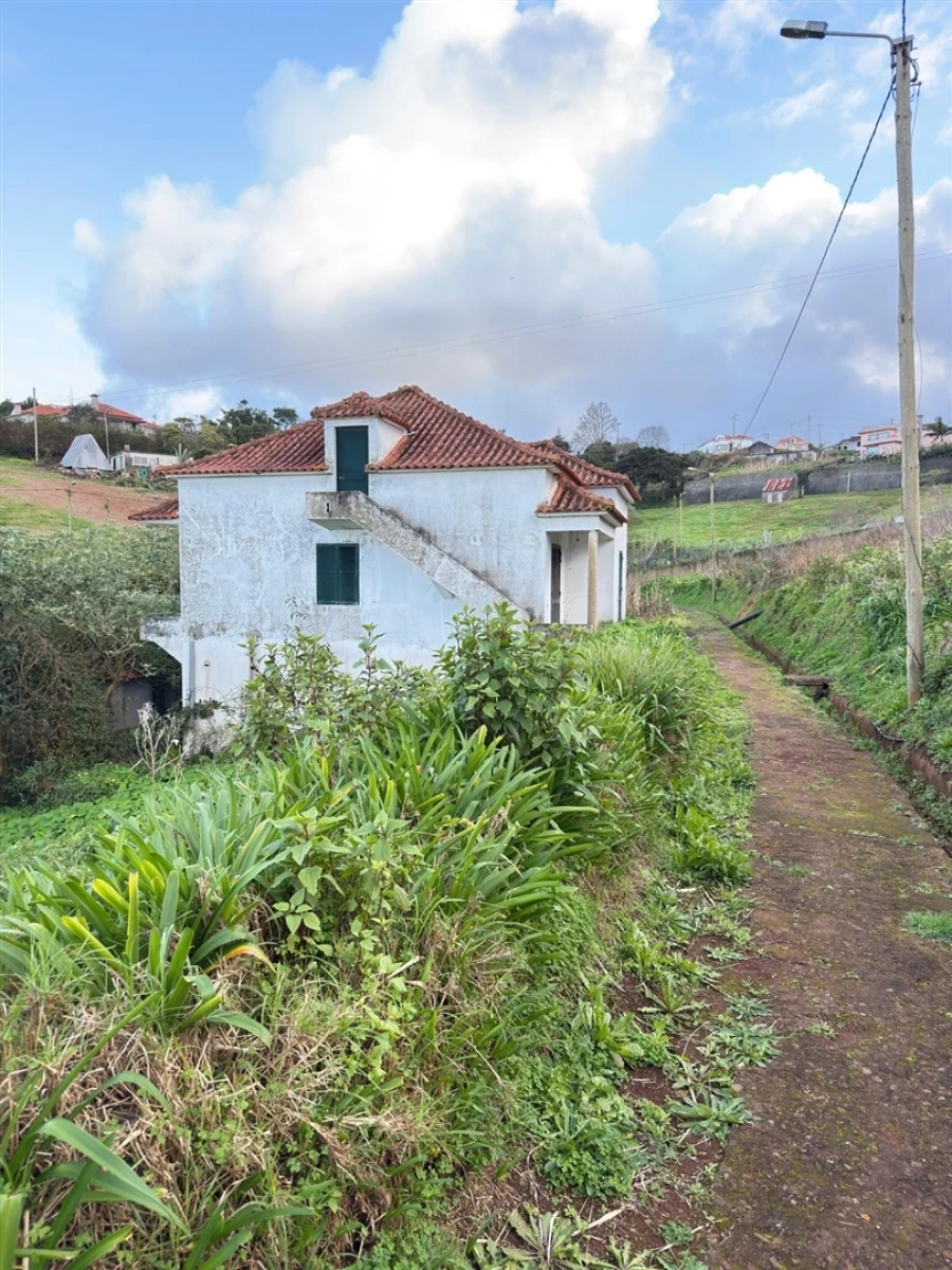 Moradia T3 para Venda em Santana Foto 2