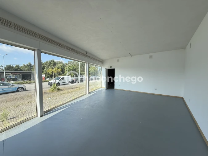 Armazém para Arrendamento em Perelhal Foto 4