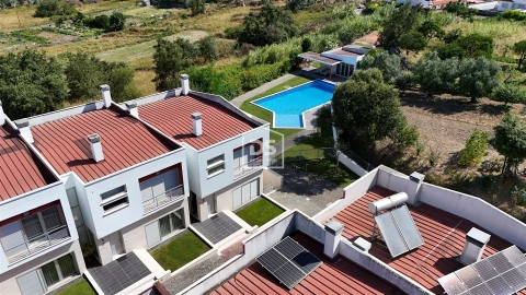 Moradia T4 para Venda em Marrazes e Barosa