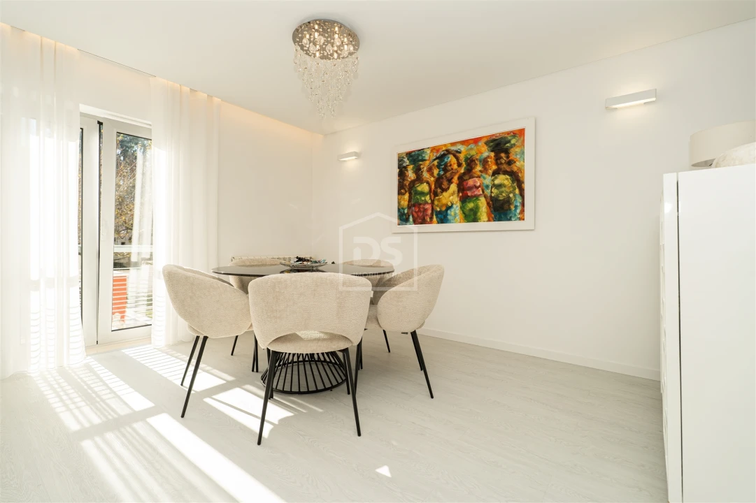 Moradia T4 para Venda em Marrazes e Barosa Foto 10