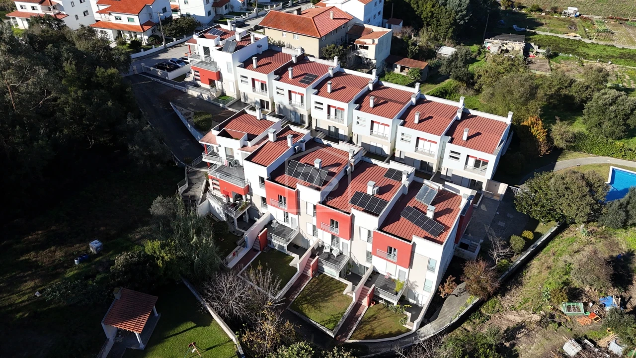 Moradia T4 para Venda em Marrazes e Barosa Foto 46