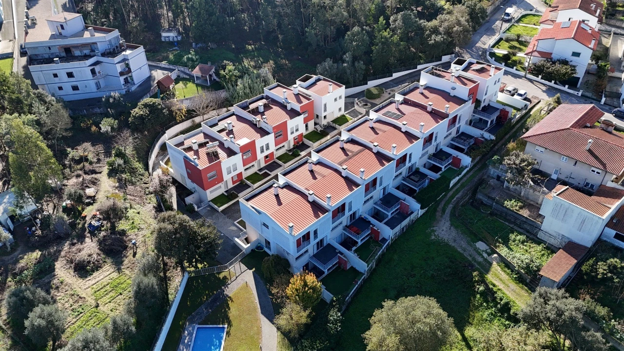 Moradia T4 para Venda em Marrazes e Barosa Foto 59